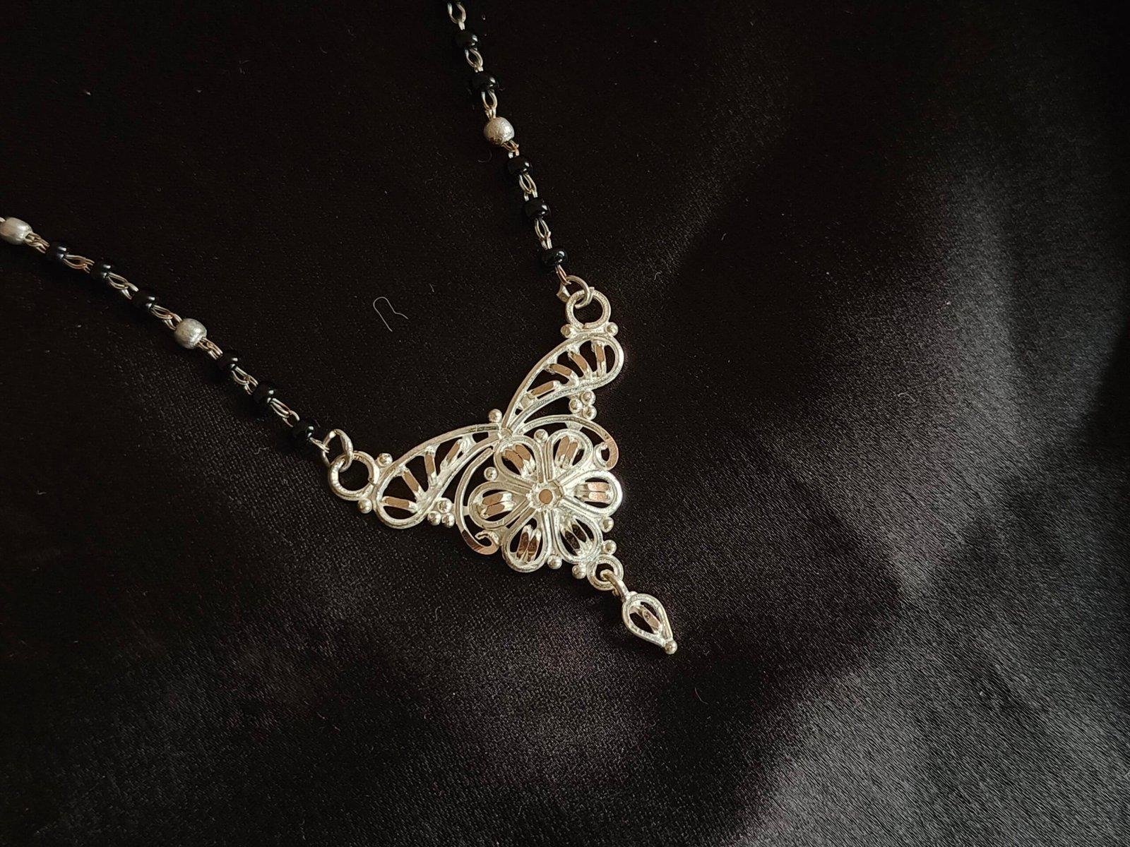 Anvi Mangalsutra view 4