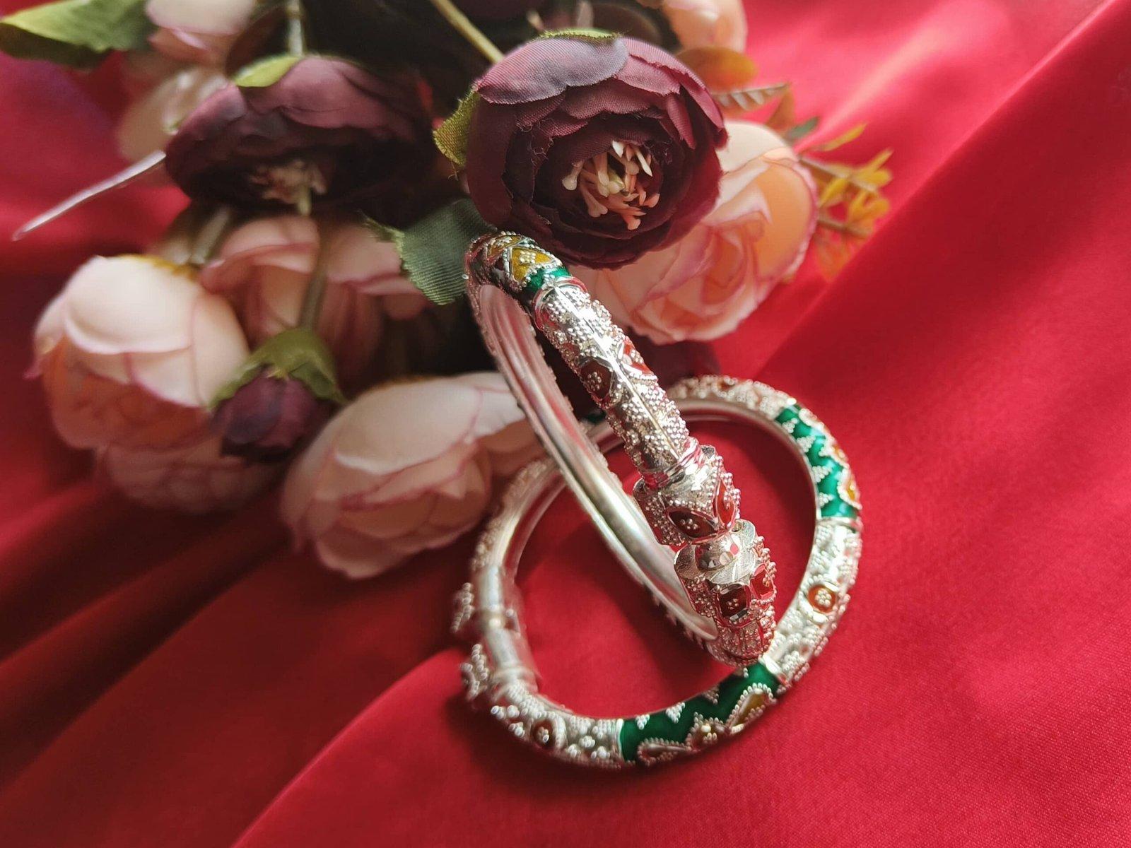 Aratrika Meena Bangle view 5