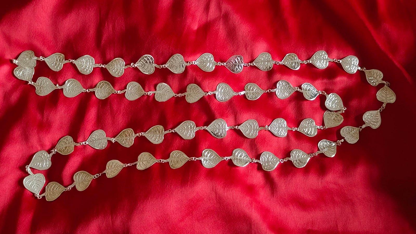 Betel leaves garland / Paan patta mala view 2