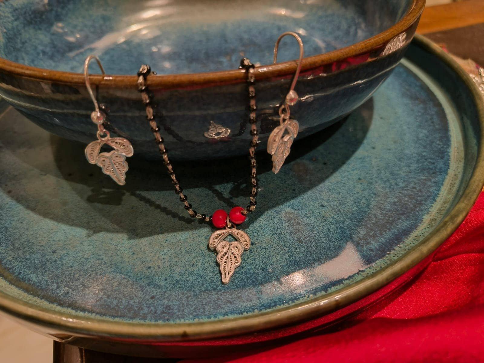 Bhadra Mangalsutra with Earring view 2