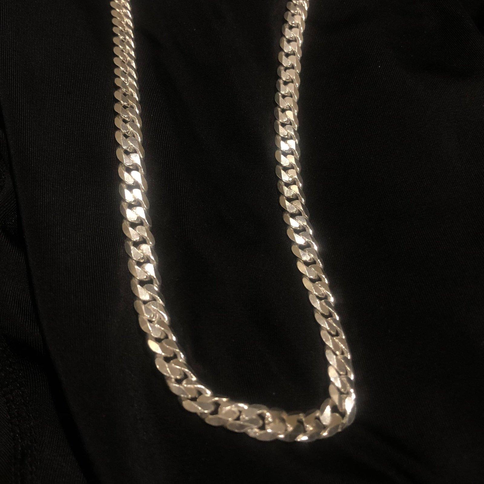 Charles Chain view 6