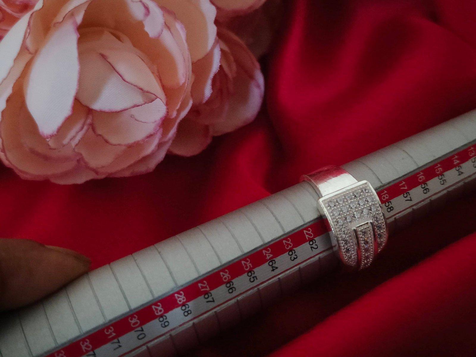 Charles Finger Ring view 3