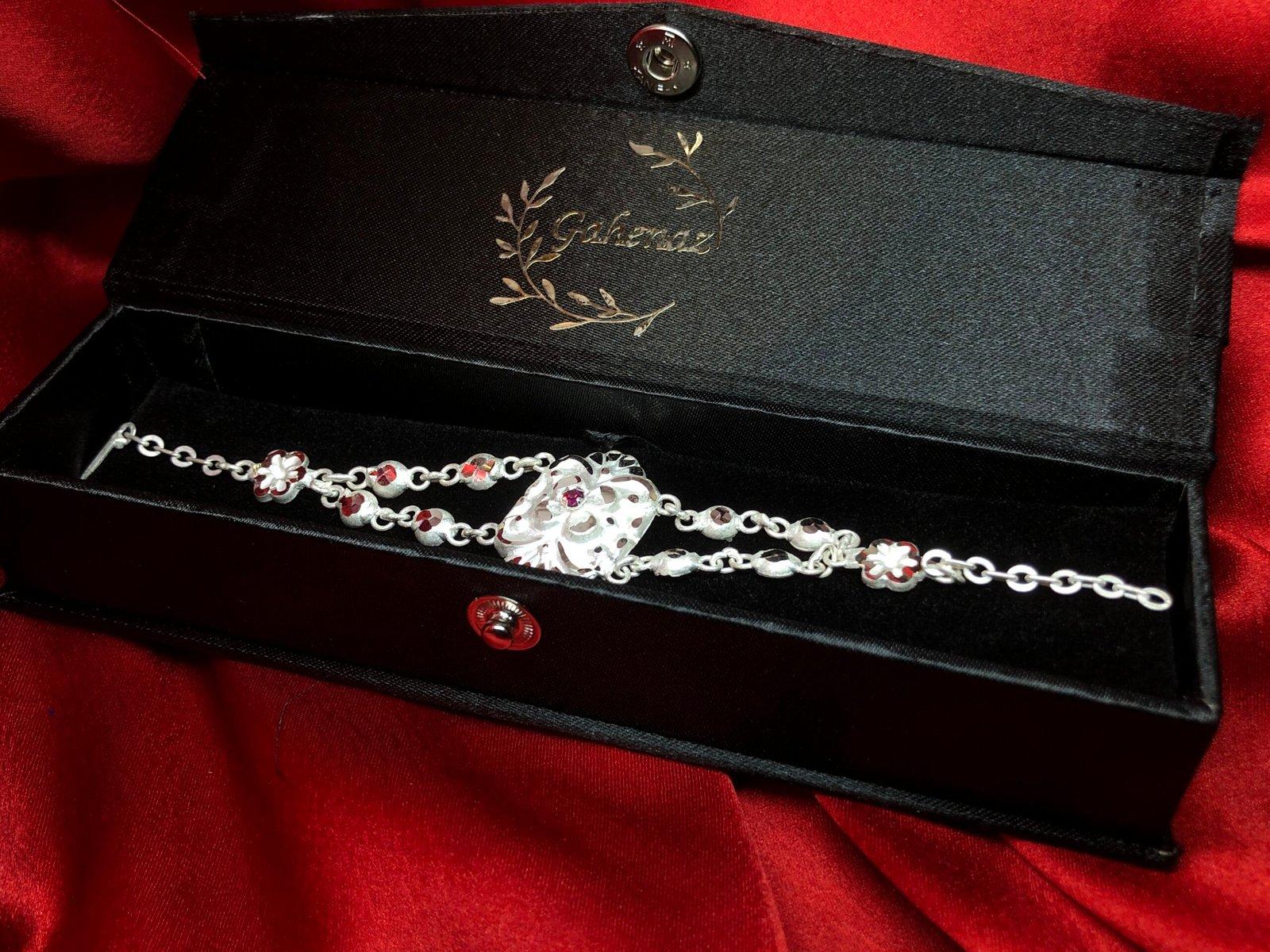 Charulata Bracelet view 5