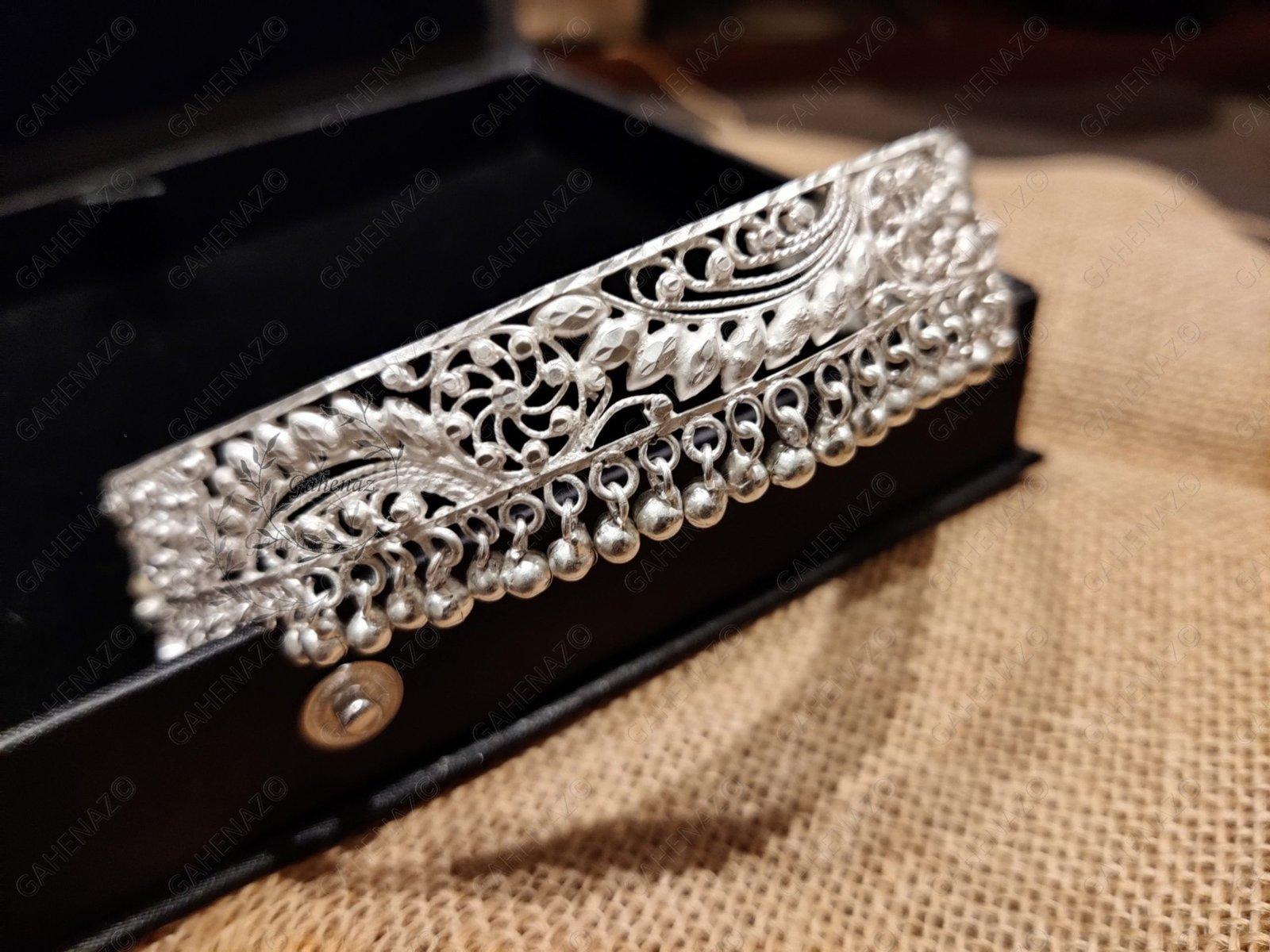 Choker/Chik Necklace