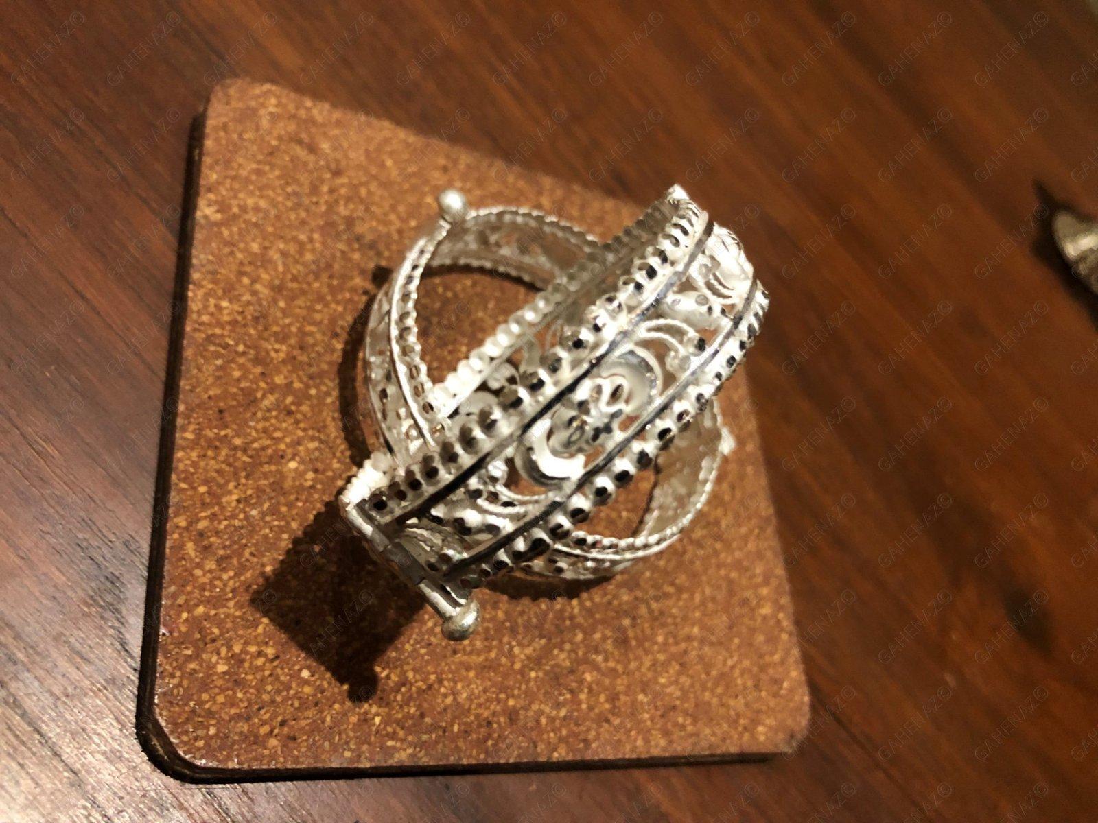 Chur/Bangle size 2. for kids or Idol