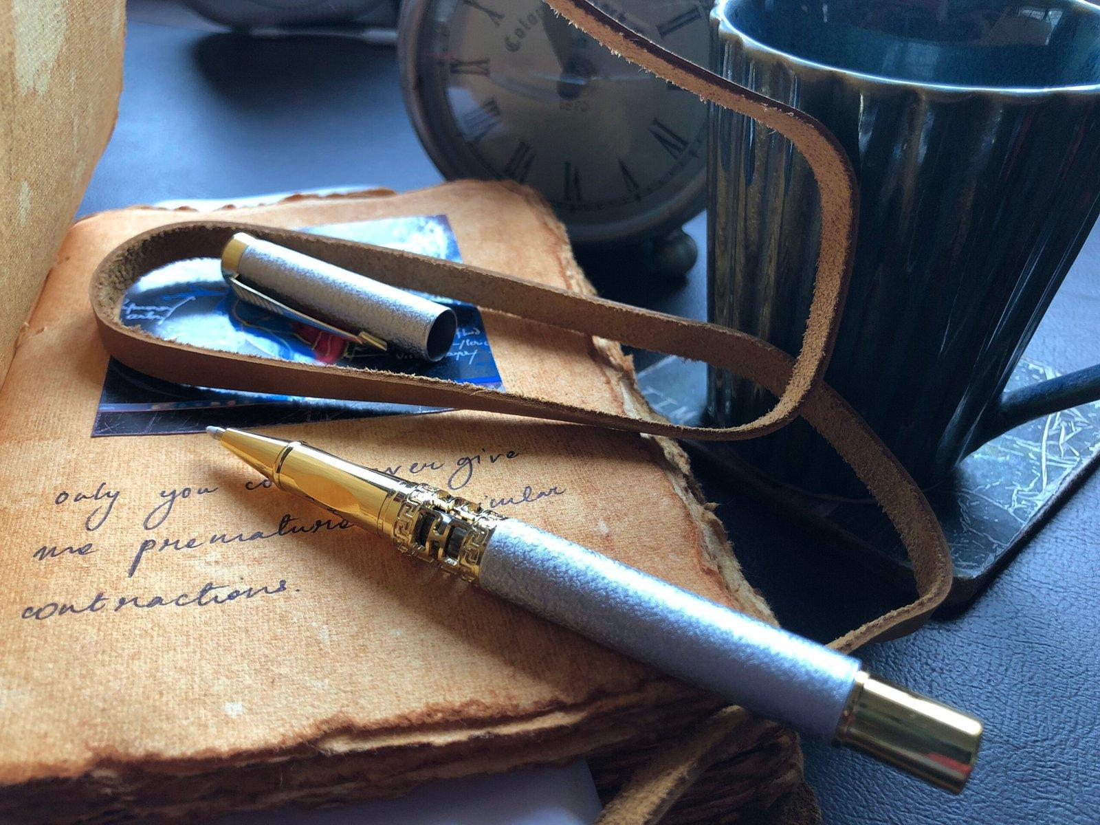 Classic Vintage Pen view 3