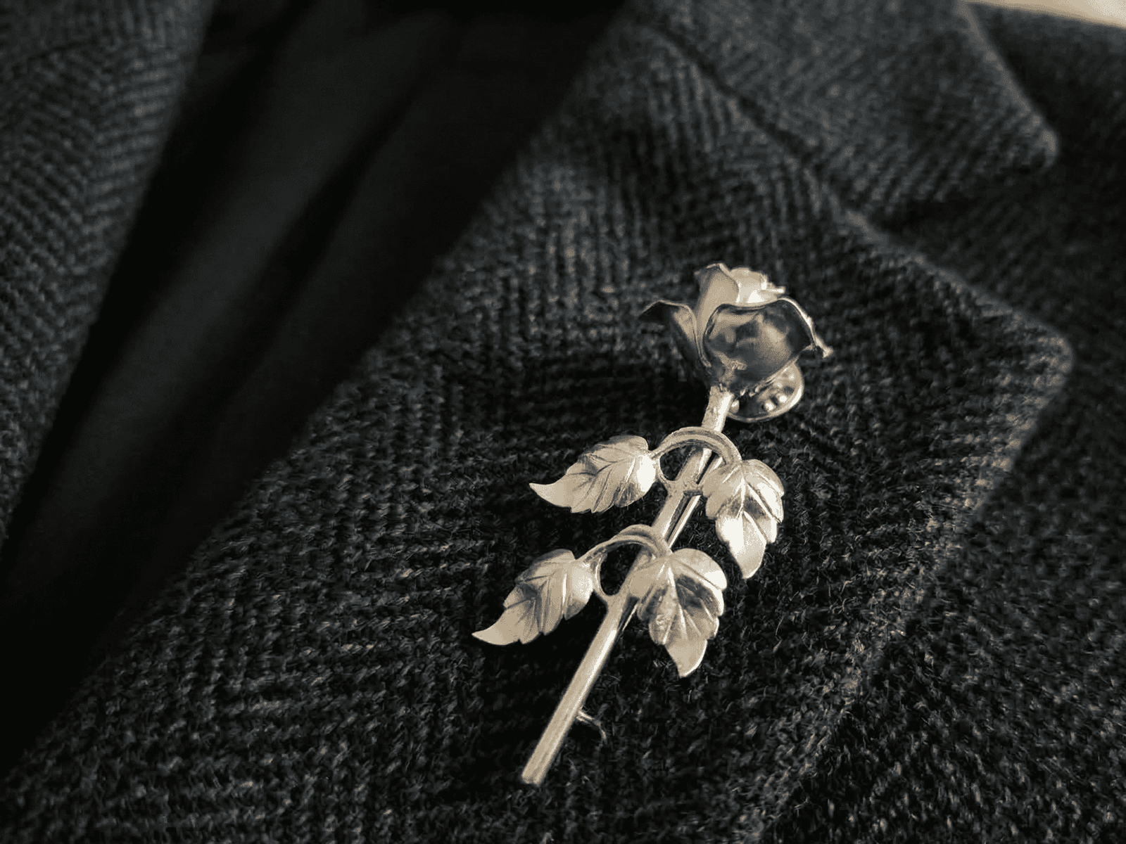 Coat Pin Rose