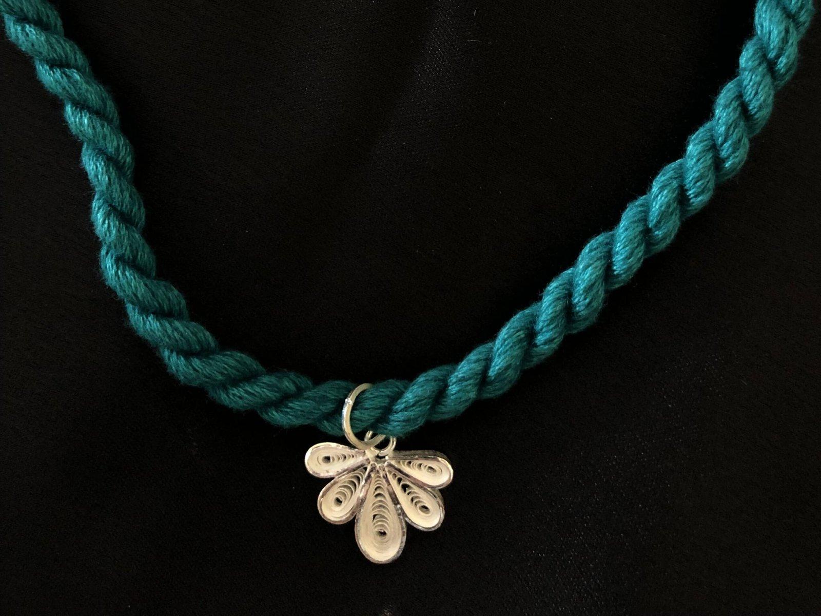 Damaynti Filigree Set view 3