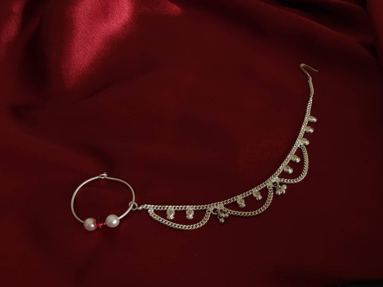 Dugga Noth / Nose Ring with Chain