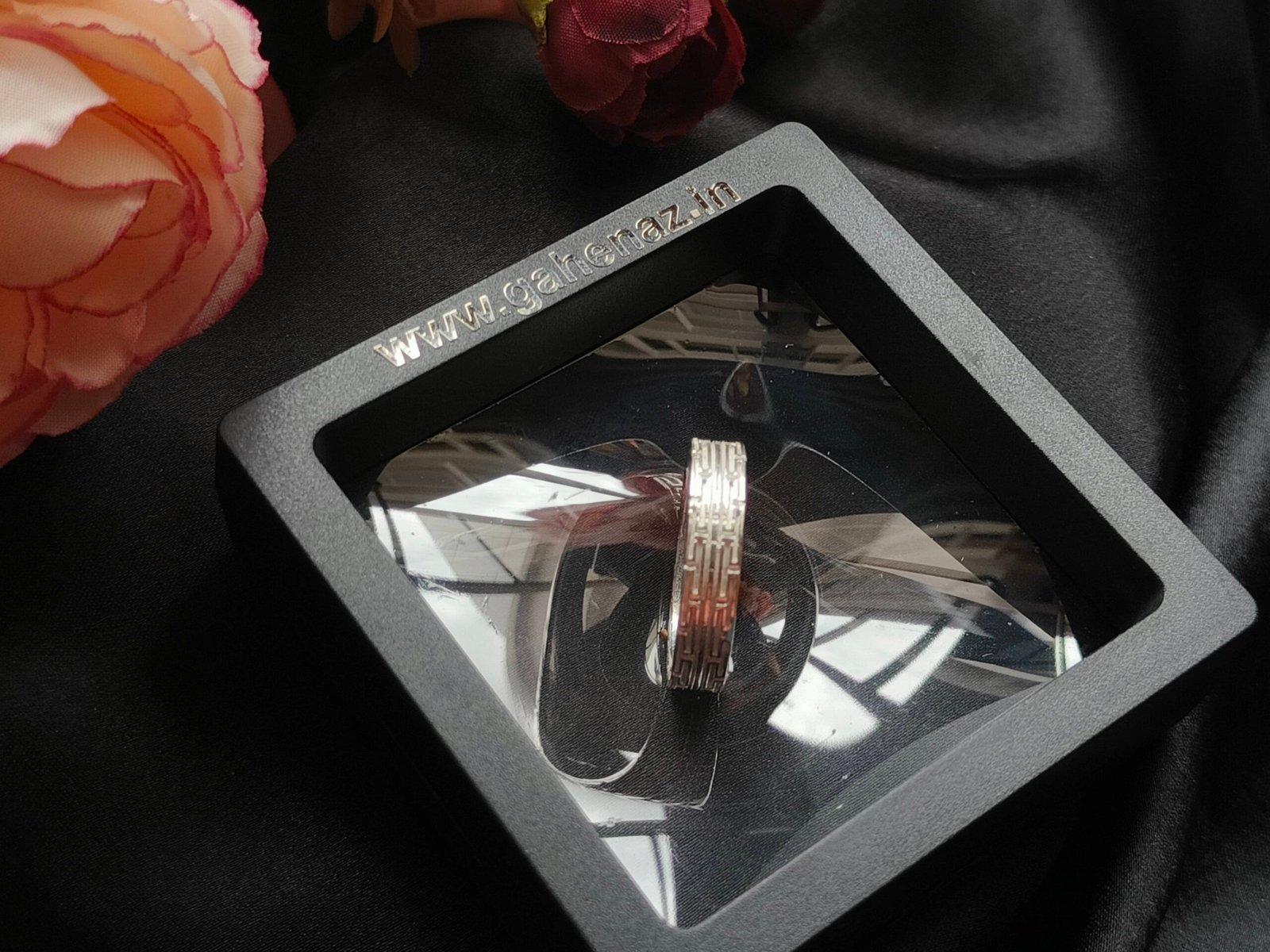 Dusk Signet Finger Ring view 3