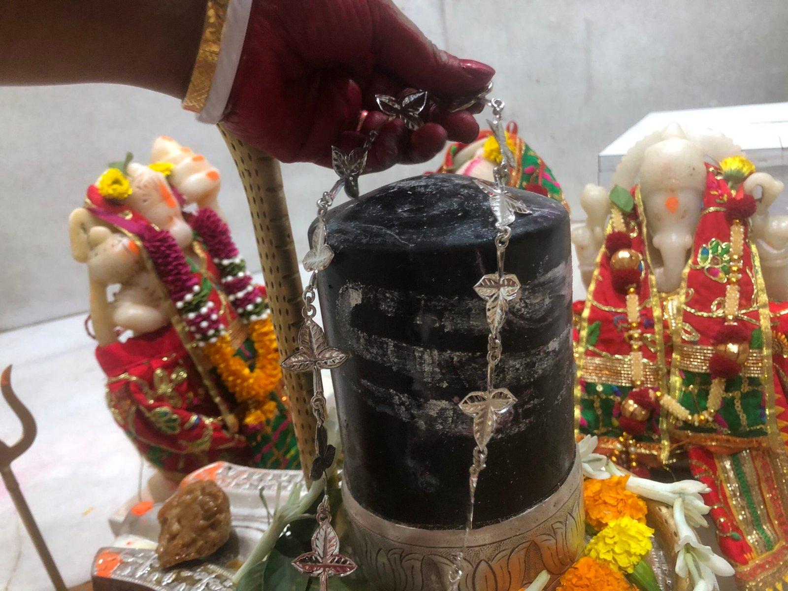 Gahenaz Silver 1inch Namah Shivay Belpatra / Belpata / Bilva Leaves Garland/Mala view 2