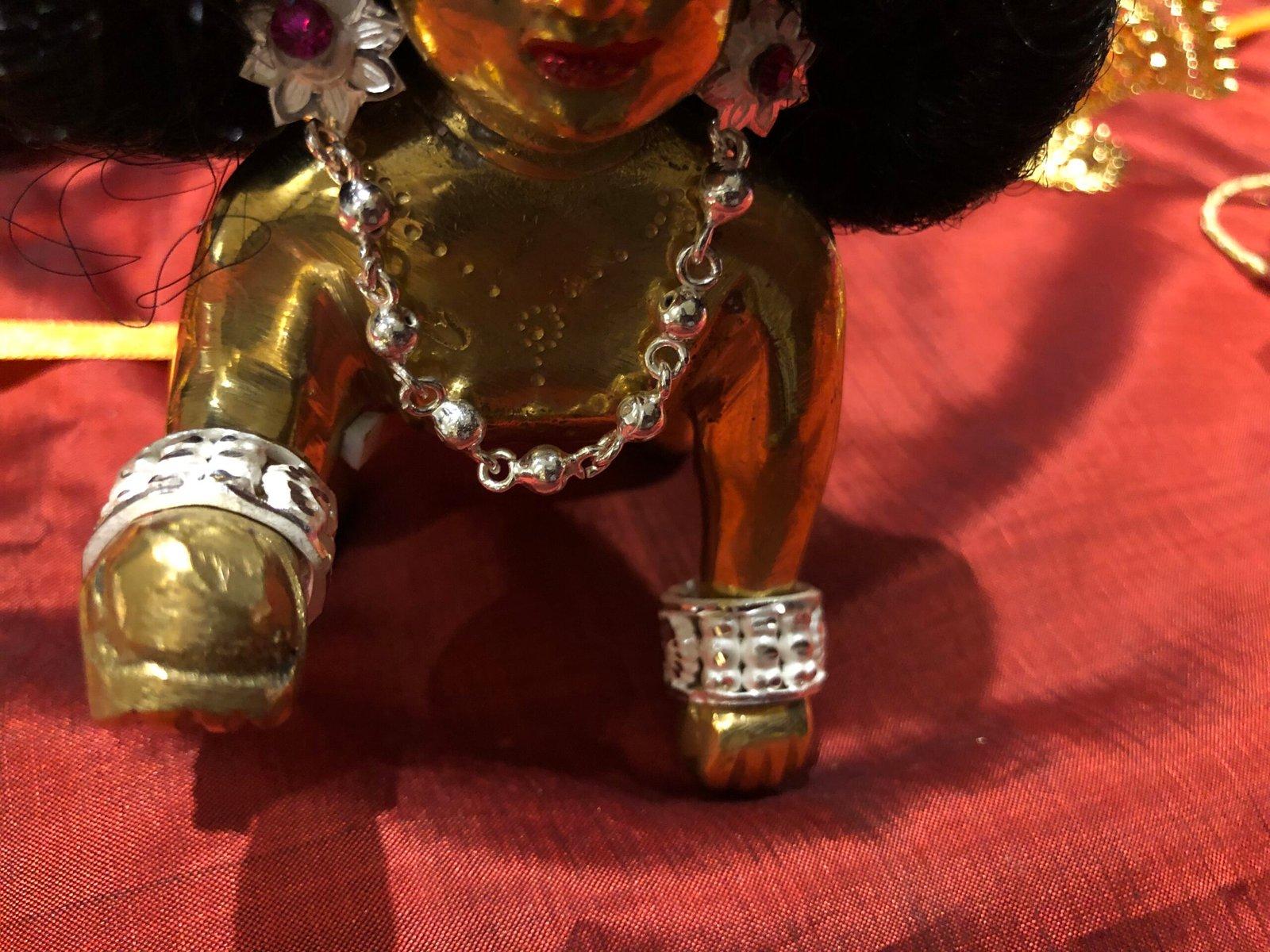 Gahenaz Silver Ball Har For Laddu Gopal 2-4size