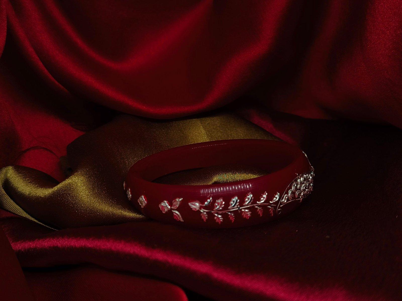 Gahenaz Silver Broad Bracelet Pola Pata Bahari Size 2.4 view 4