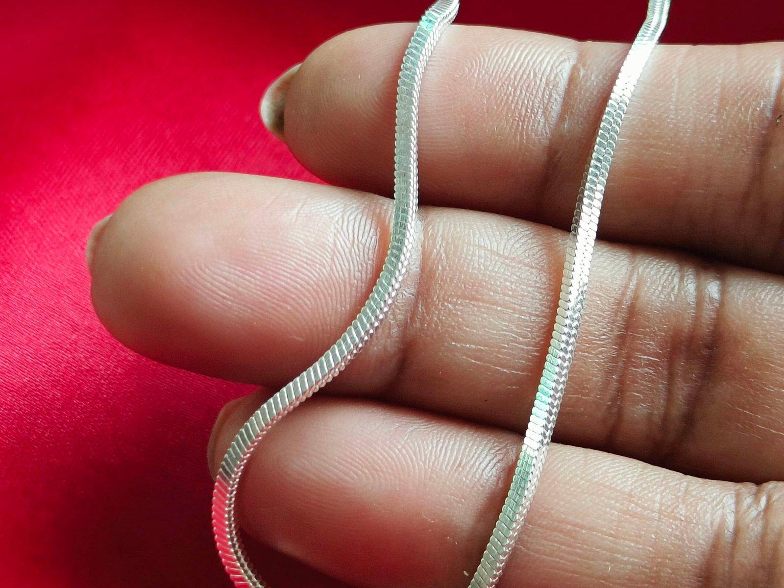 Gahenaz Silver Herringbone Chain