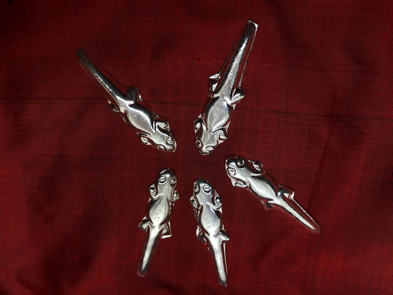 Gahenaz Silver Lizard/Tiktiki/Chipkali statue/replica