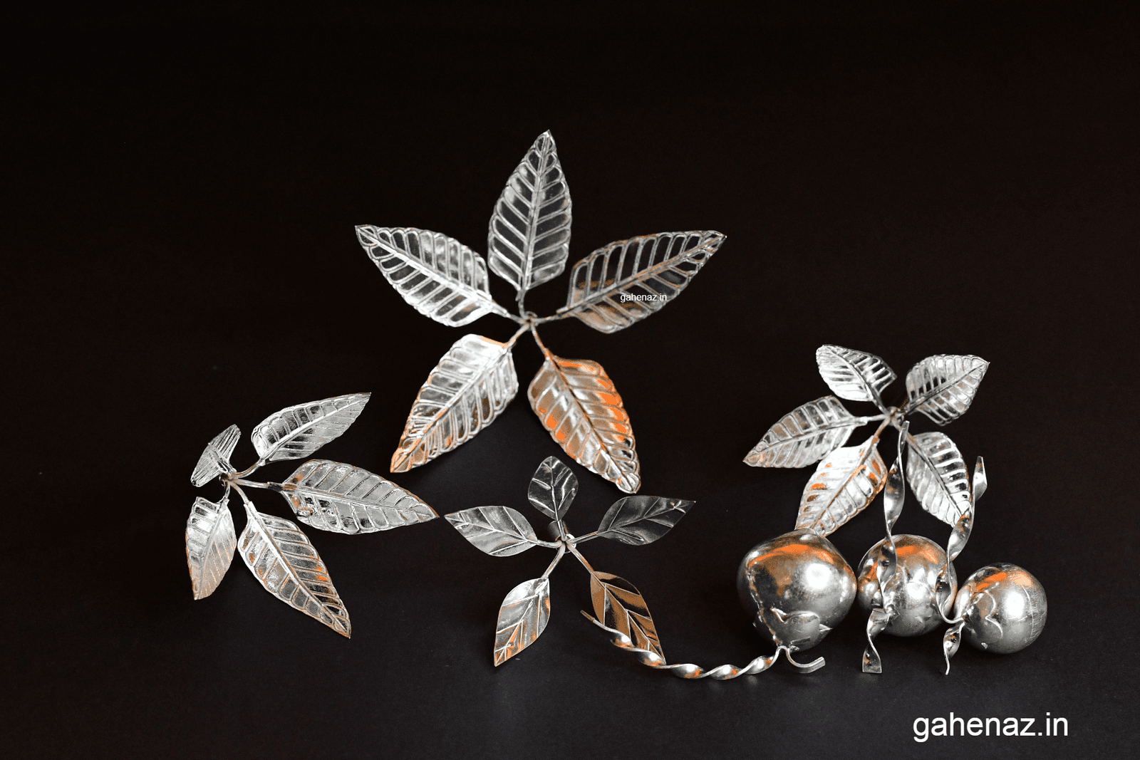 Gahenaz Silver Mango Leaf/ Aamer Pallav/ Aampata view 2