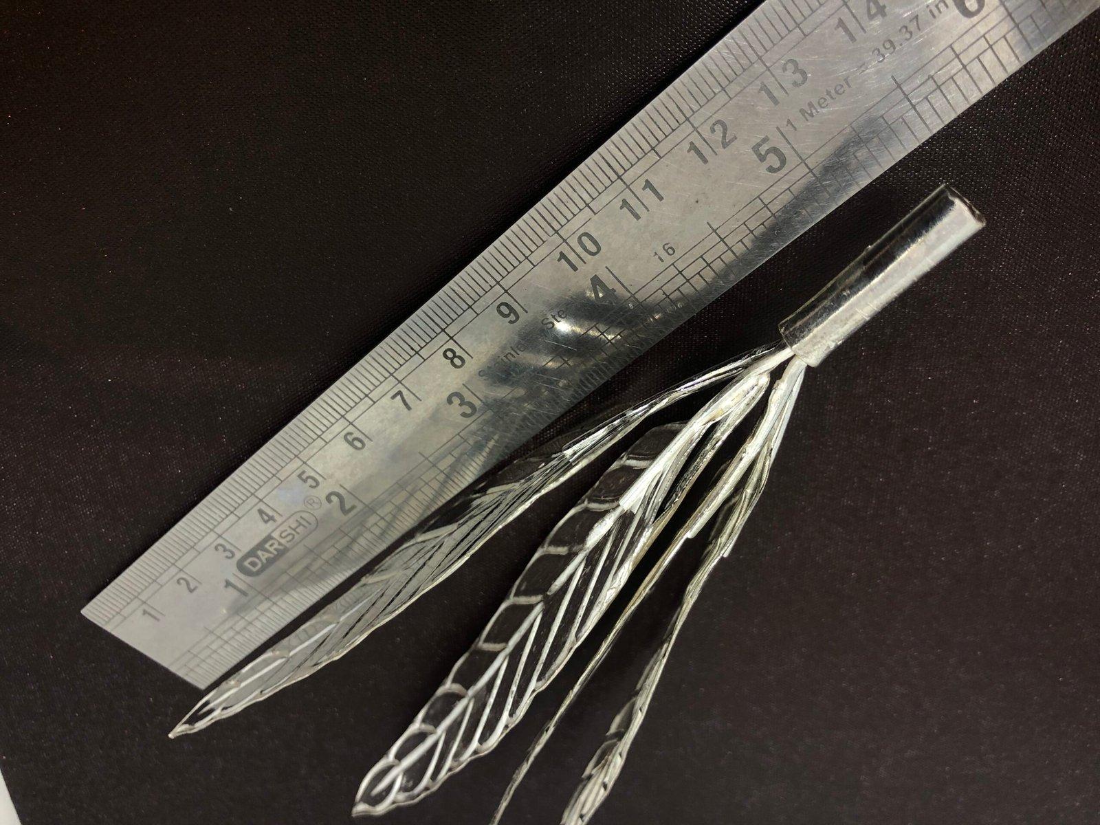 Gahenaz Silver Mango Leaf/ Aamer Pallav/ Aampata view 4