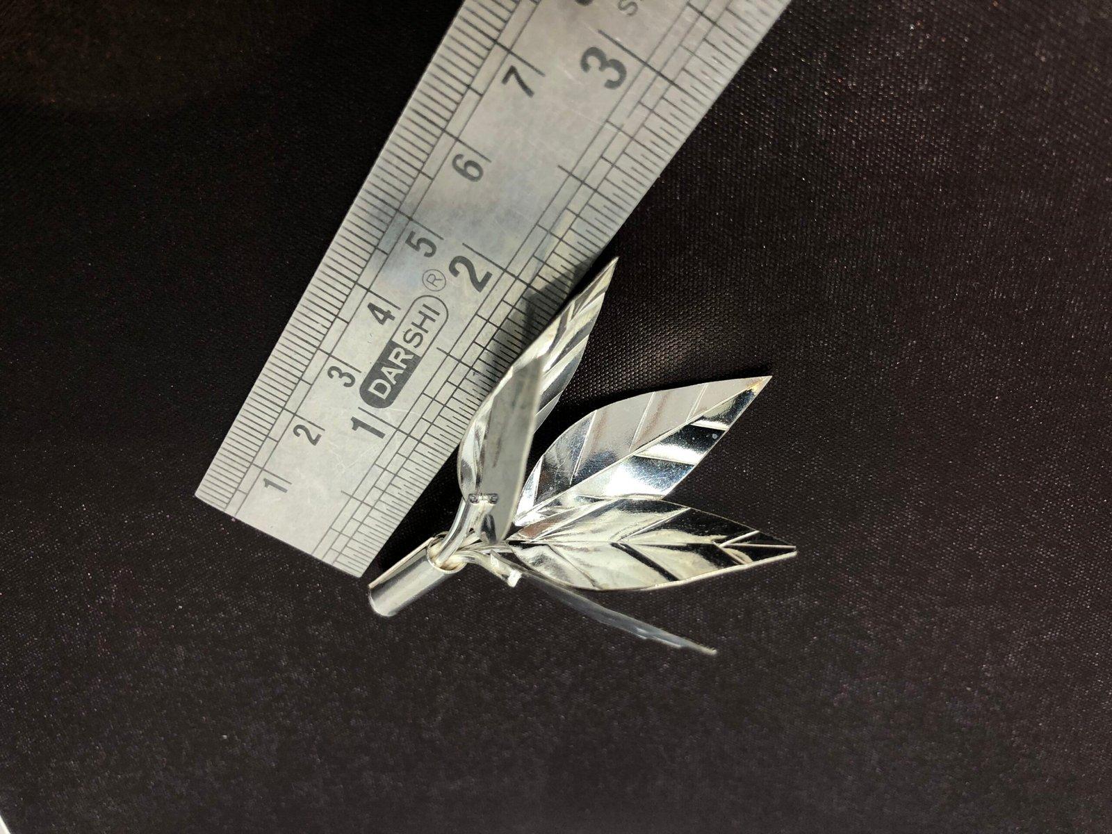 Gahenaz Silver Mango Leaf/ Aamer Pallav/ Aampata view 7