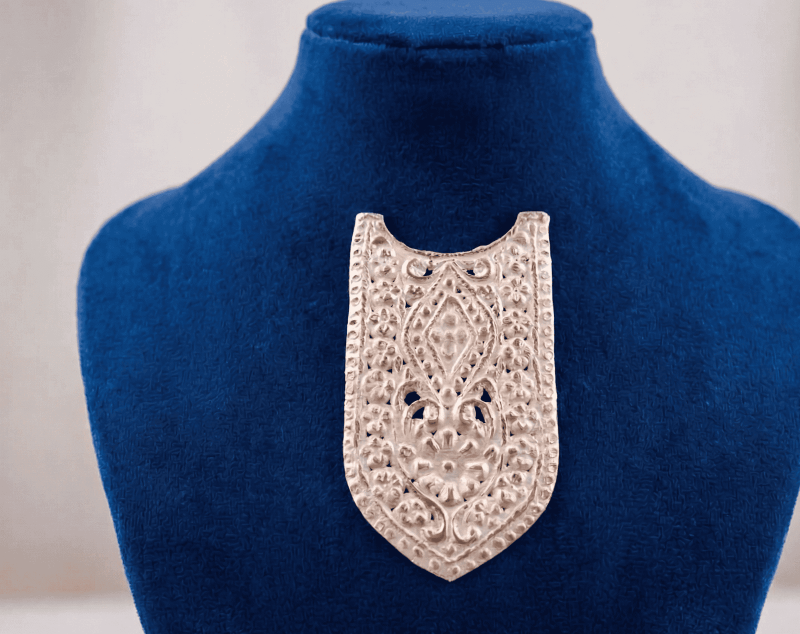 Gahenaz Silver Rani Necklace/ Bukpata / Kavasam for Idol view 3