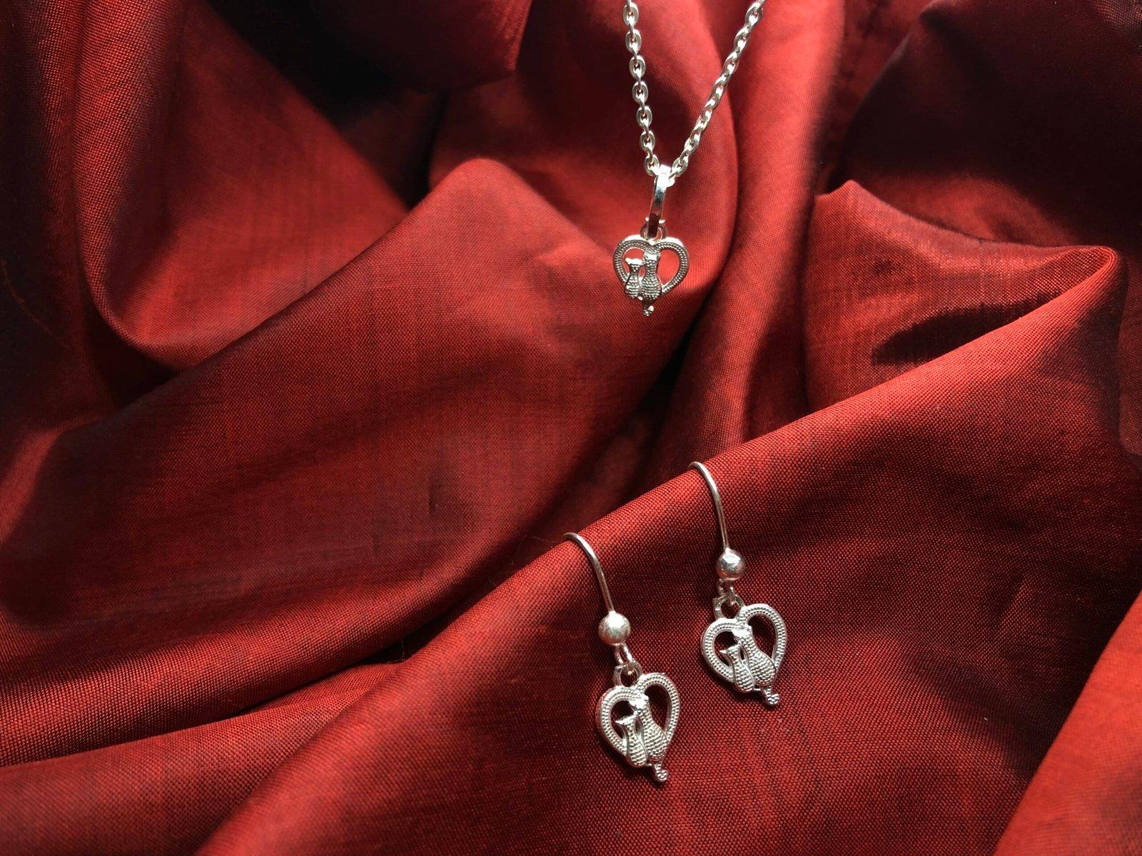 Gahenaz Silver You & Me Pendant with Earring Set