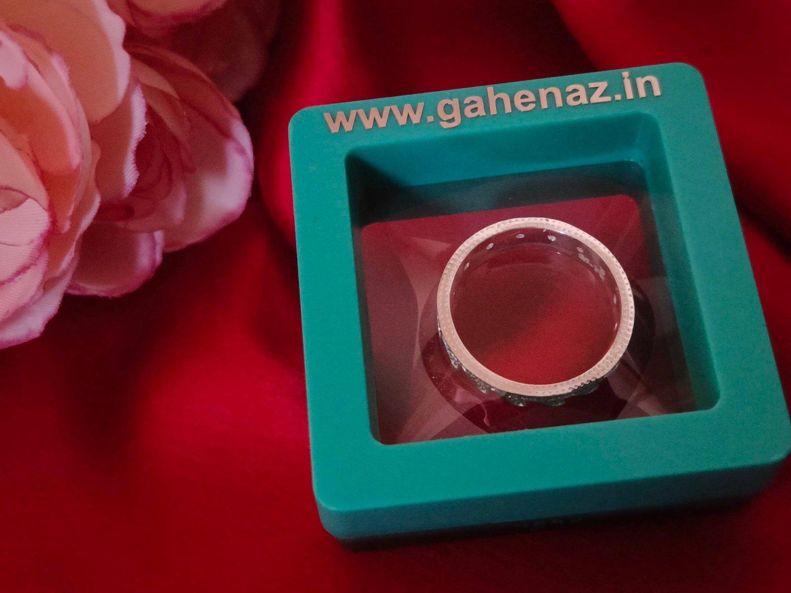 Heart Round Ring view 4