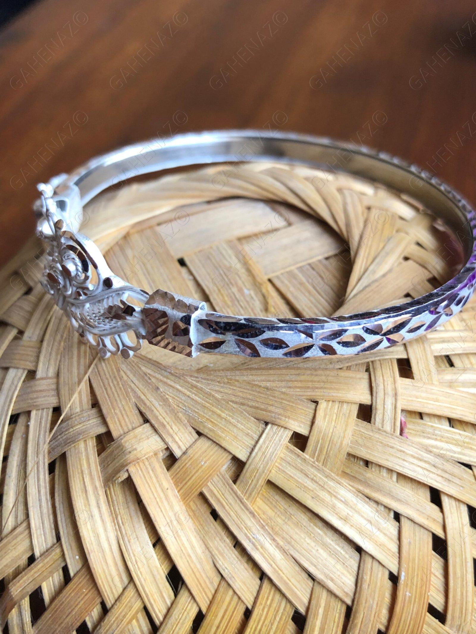 Hemangini noa/loha 2.4, 2.7 view 2