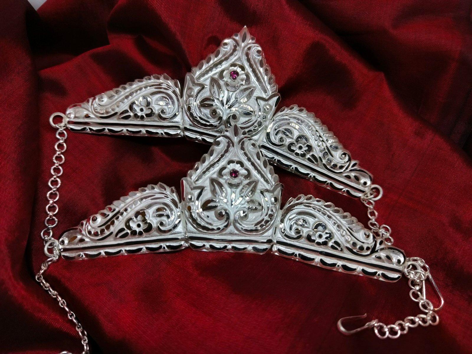 Hiranmoyee Bajuband/Armlet