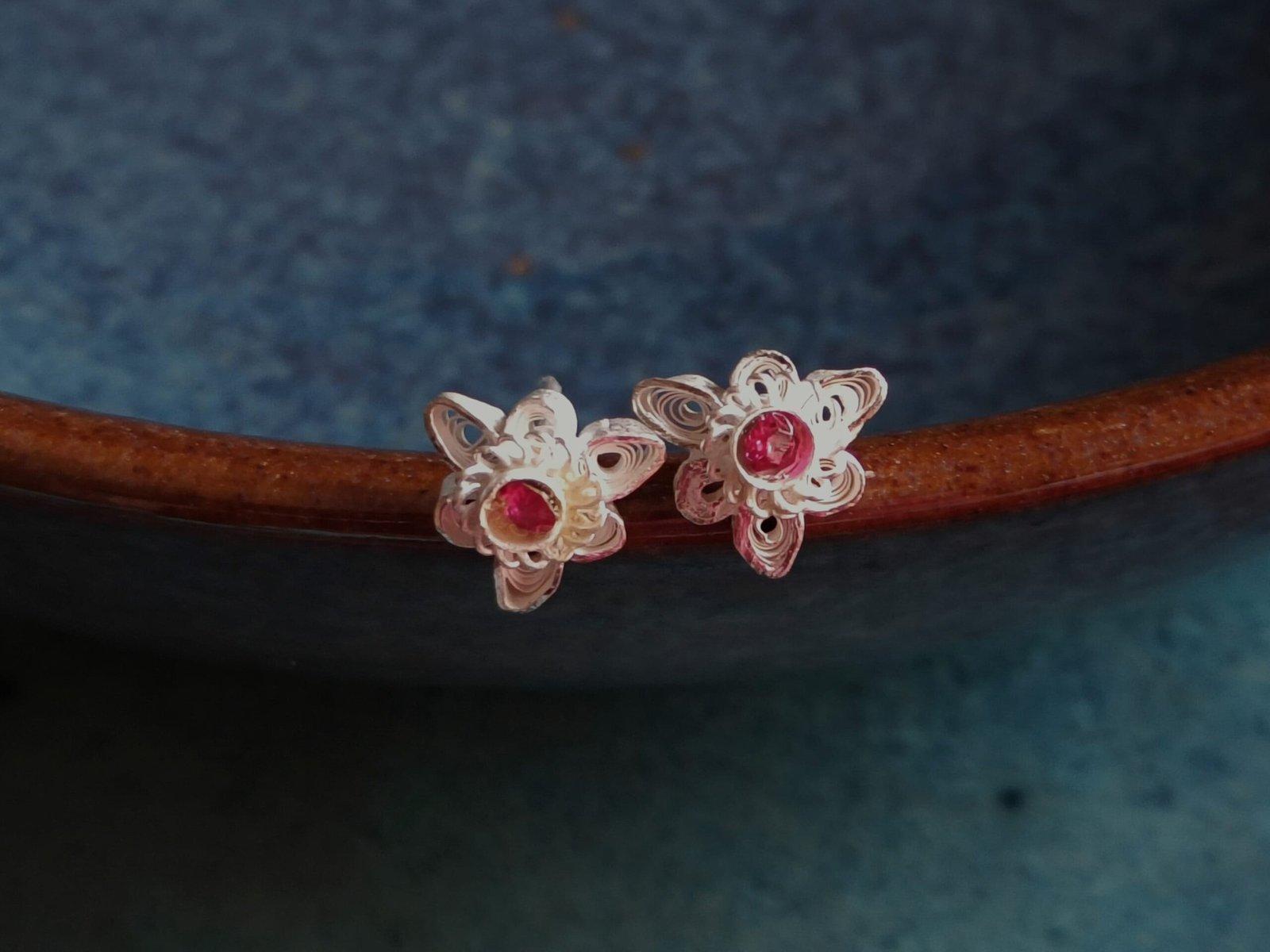 Jasmine Ear Top / Stud / Earring