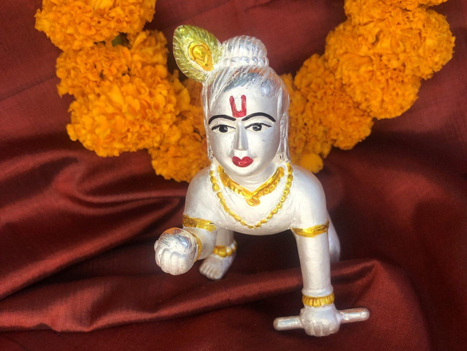 Laddu Gopalo Idol
