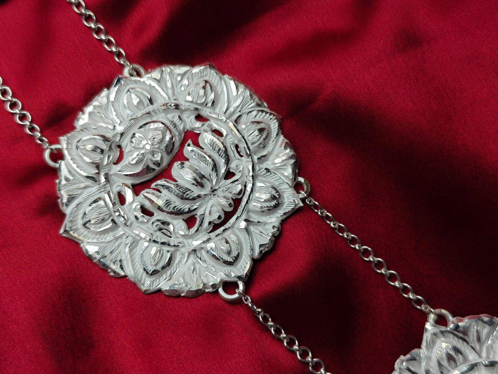 Lotus Chand Mala / Chandmala 9inch