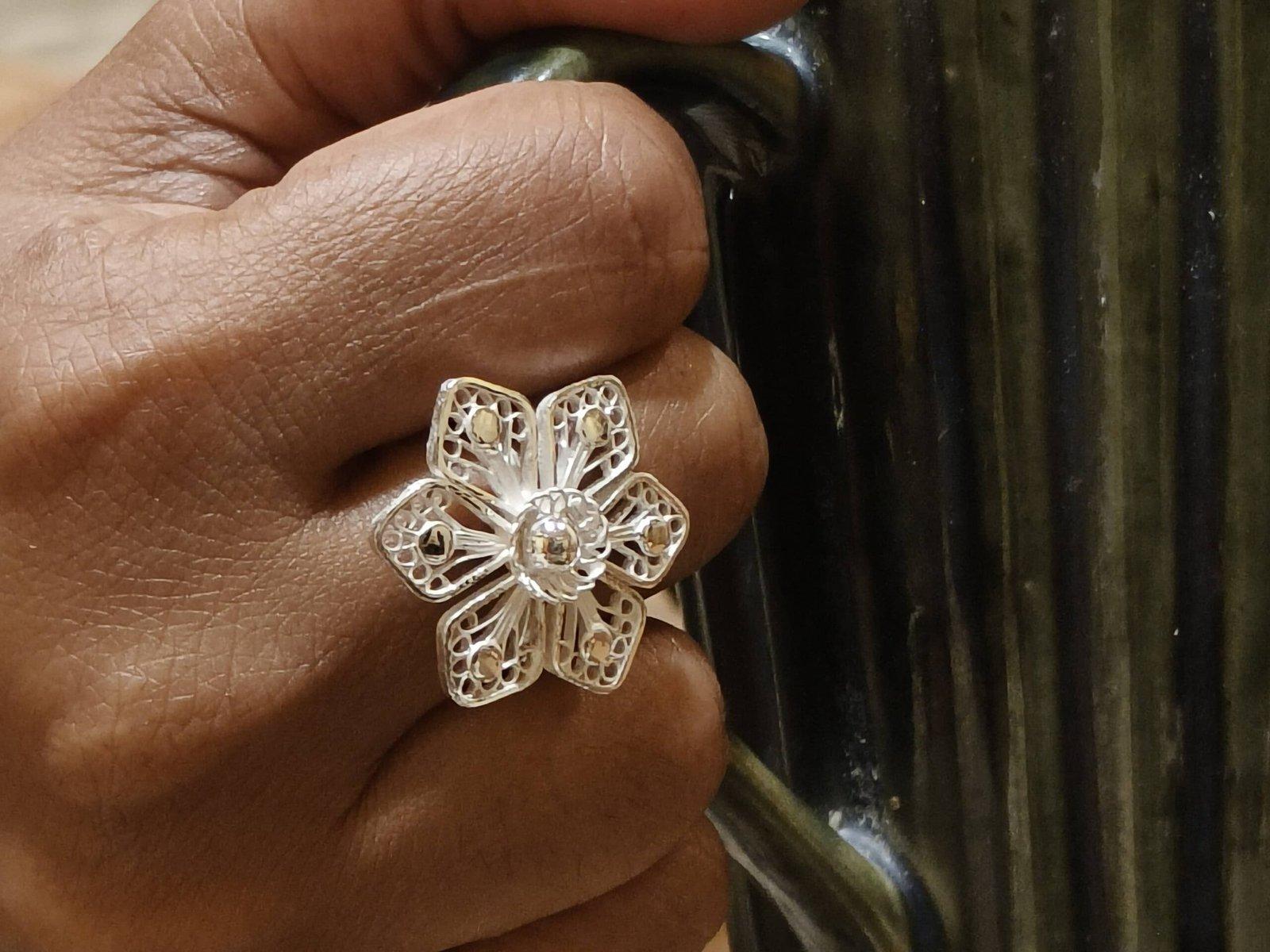 Lotus Finger ring view 3