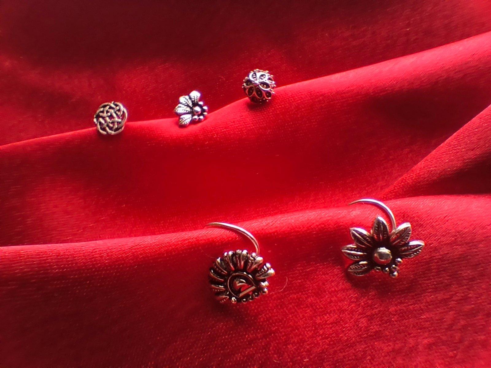 Mahul Oxodised Nose Pin view 2