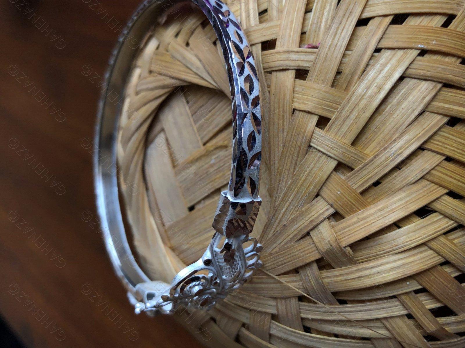 Maitrayee Box Noa / Loha 2.4 view 4