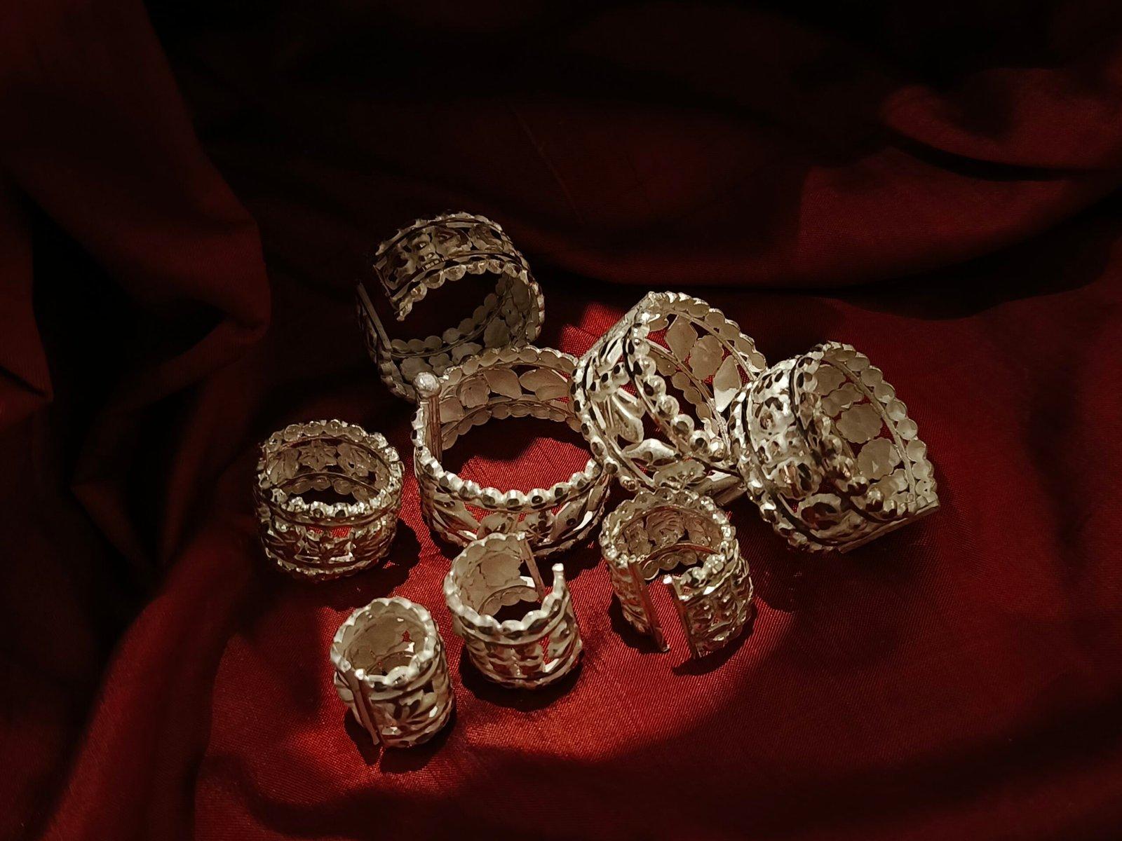 Mantasha / Broad Bangle for Idol