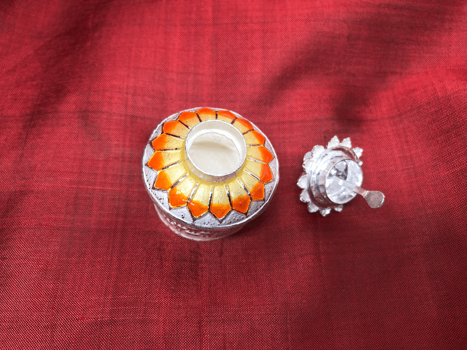 Mrignayni Sindoor Box/Kumkum Box view 2