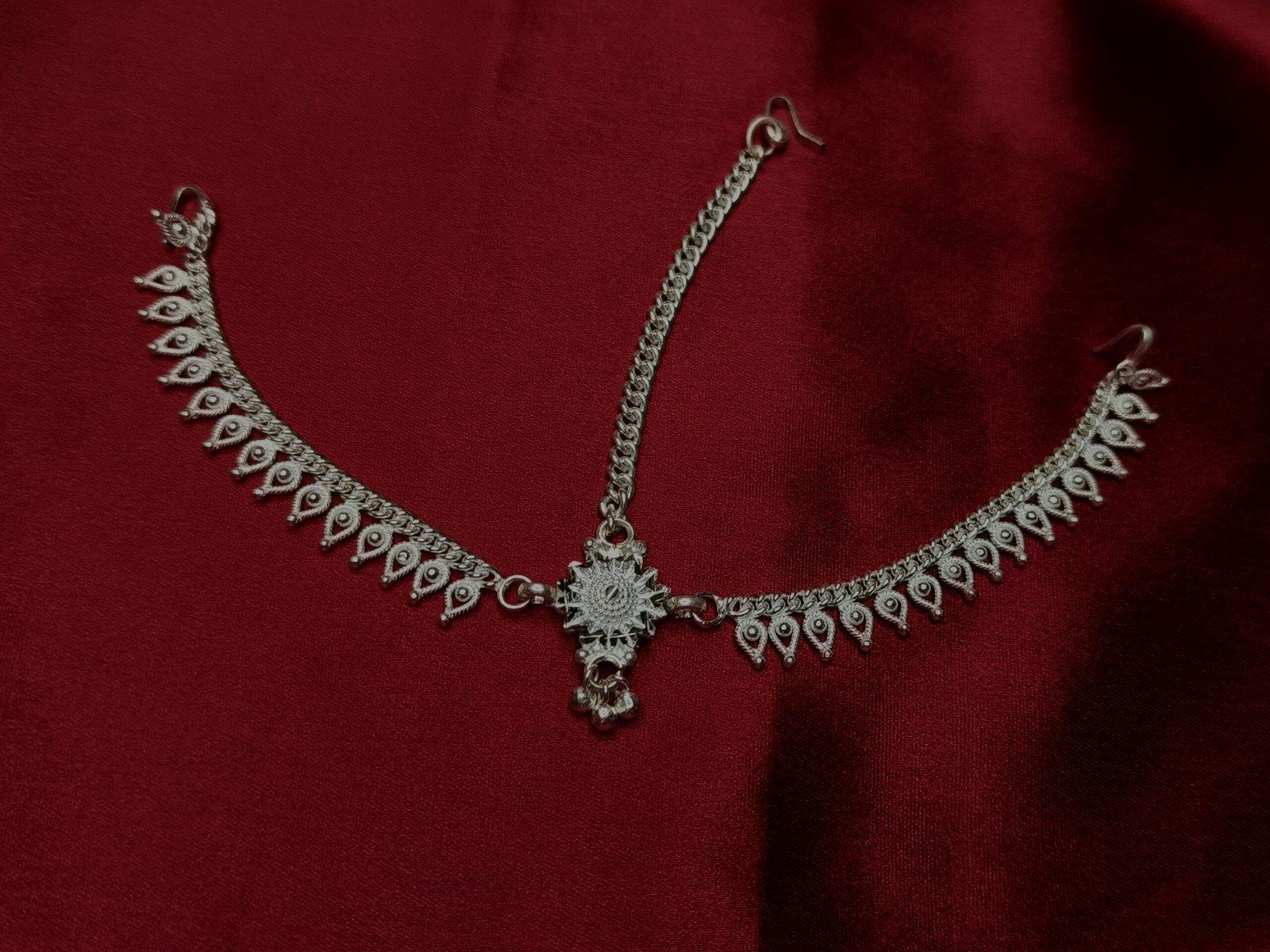 Nanda Matha Patti / Maang Tikka / Tiara for Idol view 3