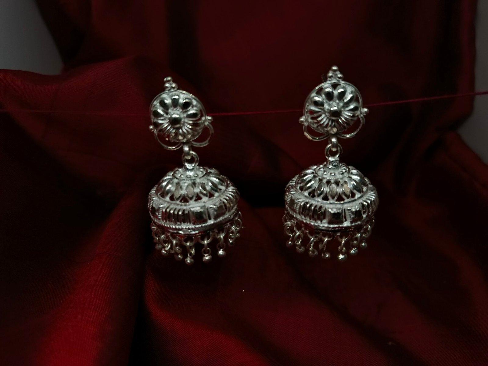 Padmini Jhumka view 2