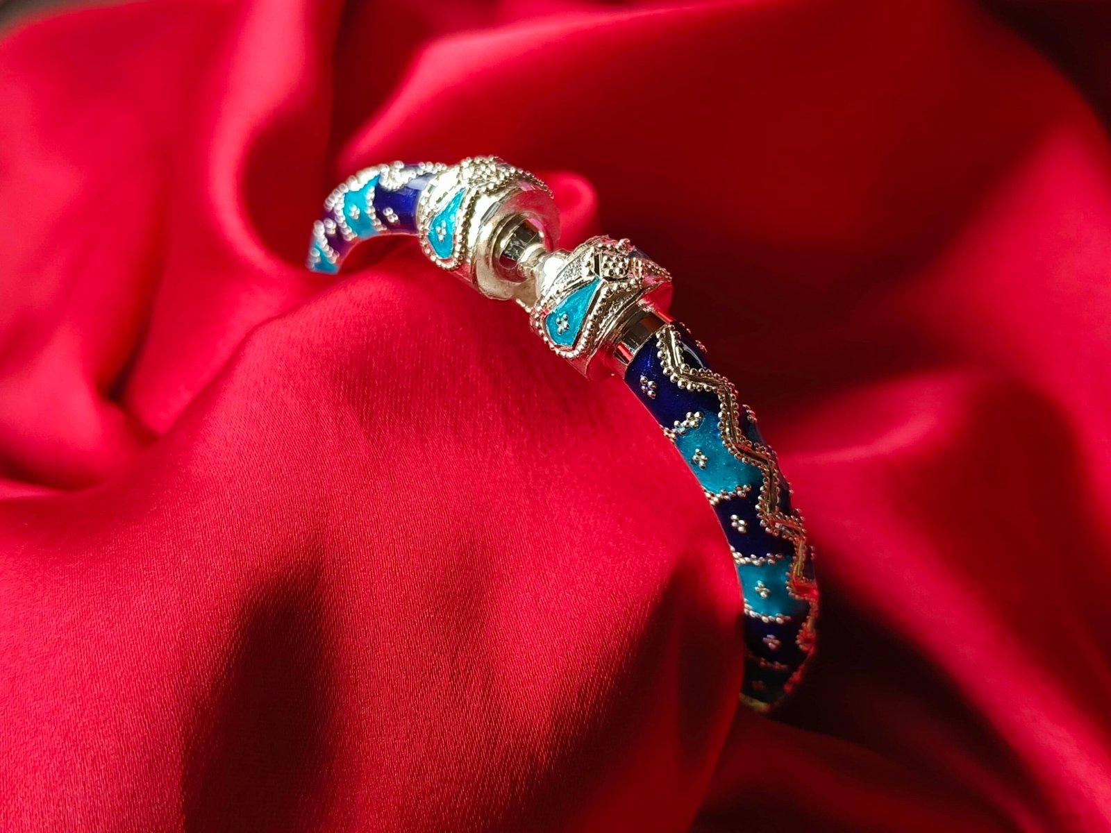 Parama Meena Manipuri Bangle view 2