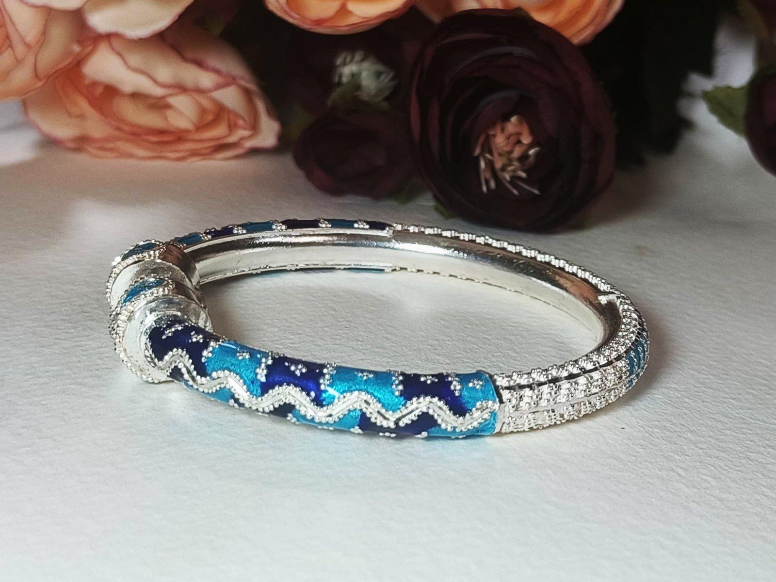 Parama Meena Manipuri Bangle view 5