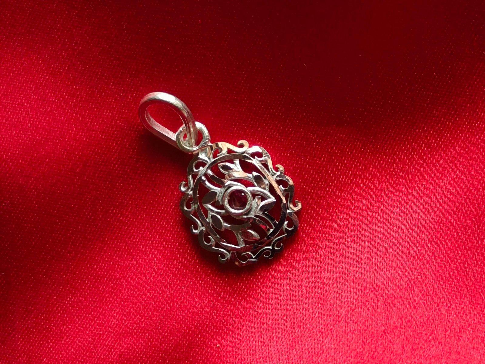 Parampara Pendant view 4