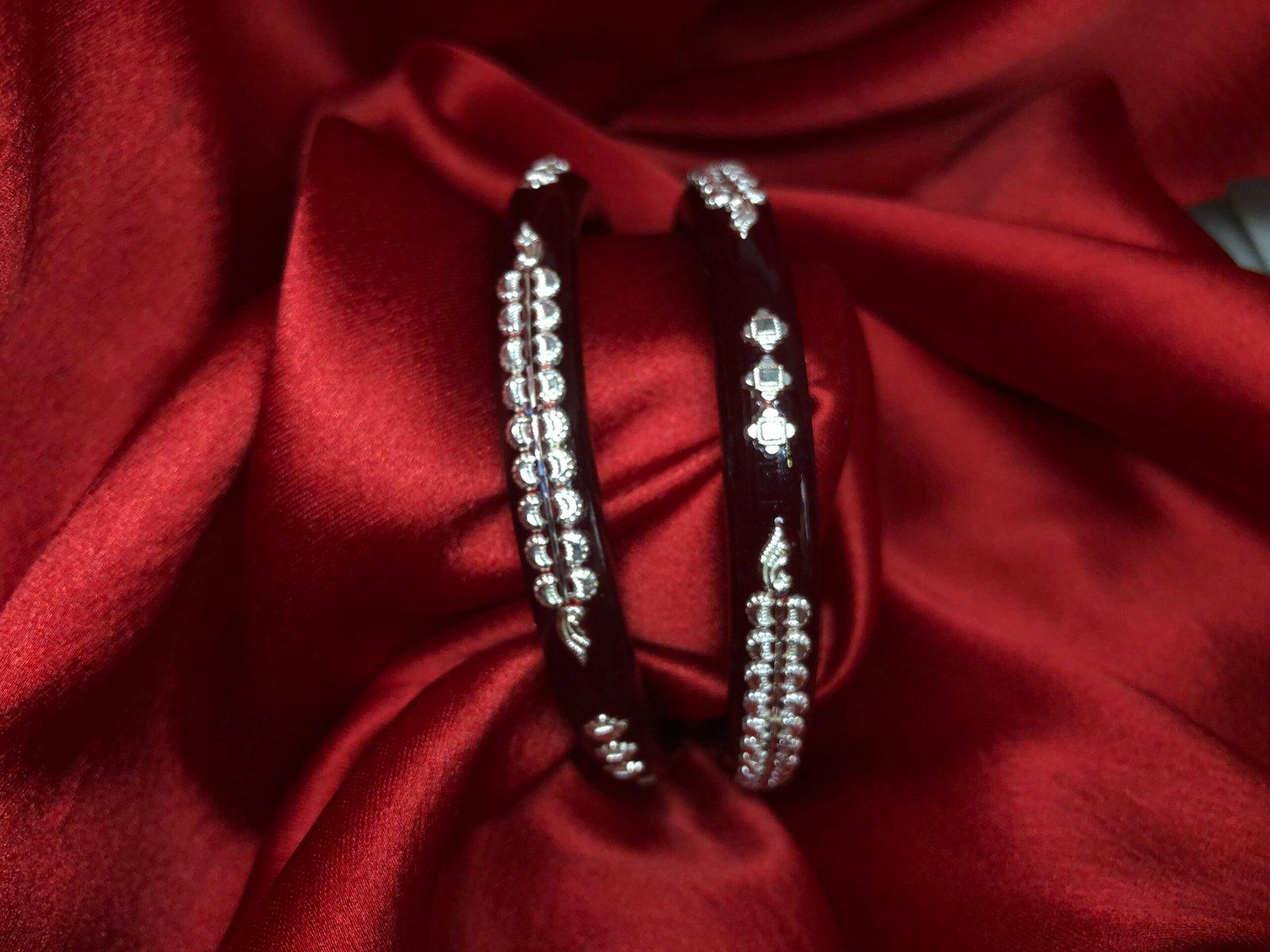 Pola Hrishita Size 2.4