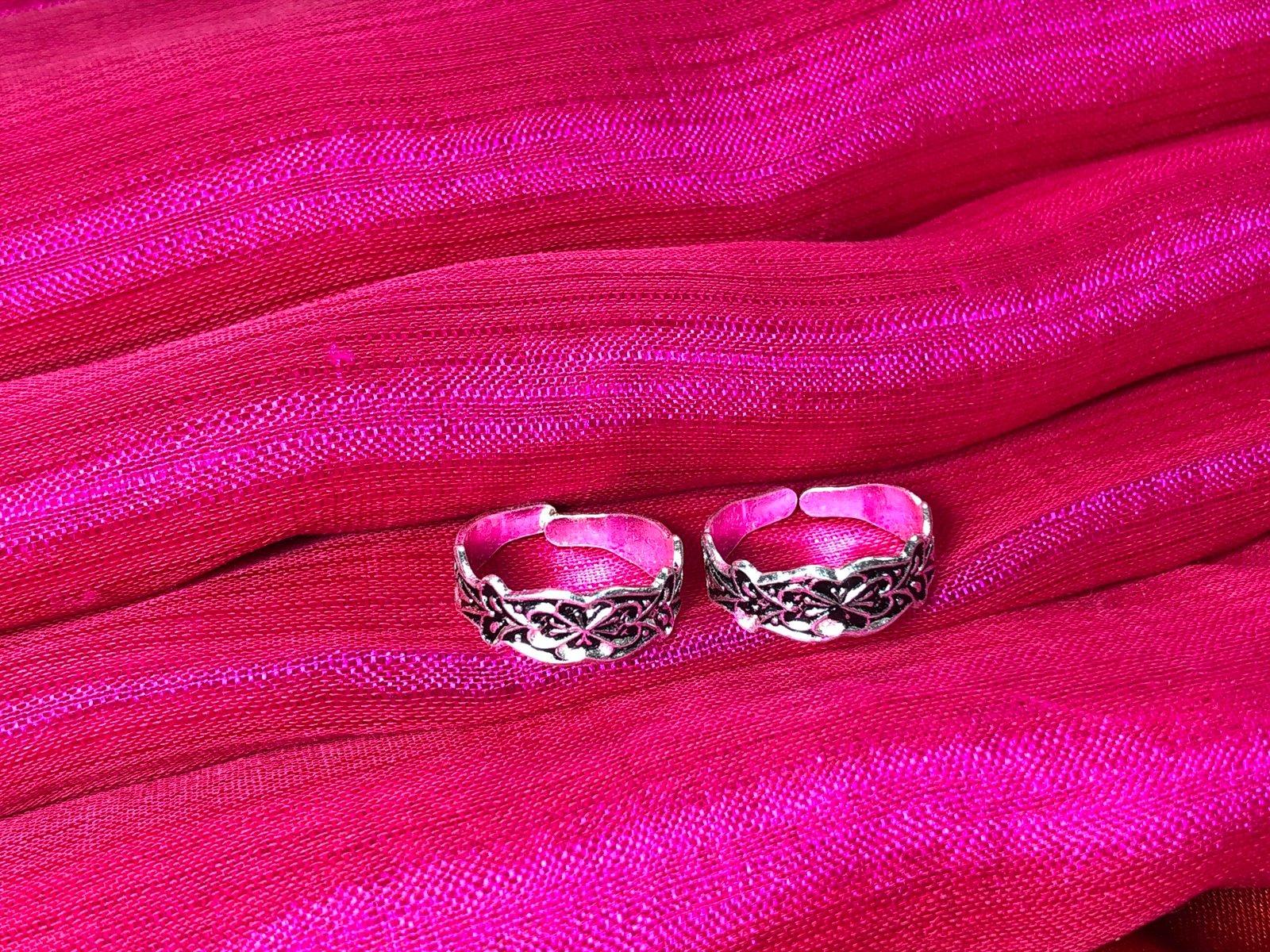 Rajanigandha Oxodized Toering view 2