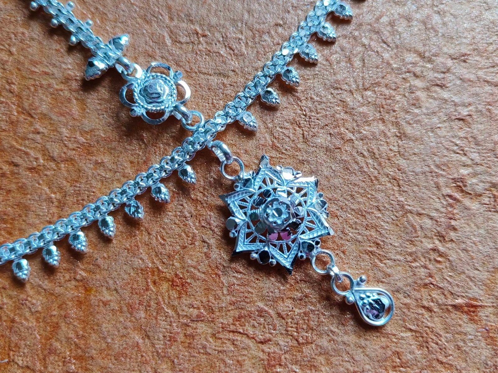 Rohini Matha Patti/Maang Tikka/Tiara view 2