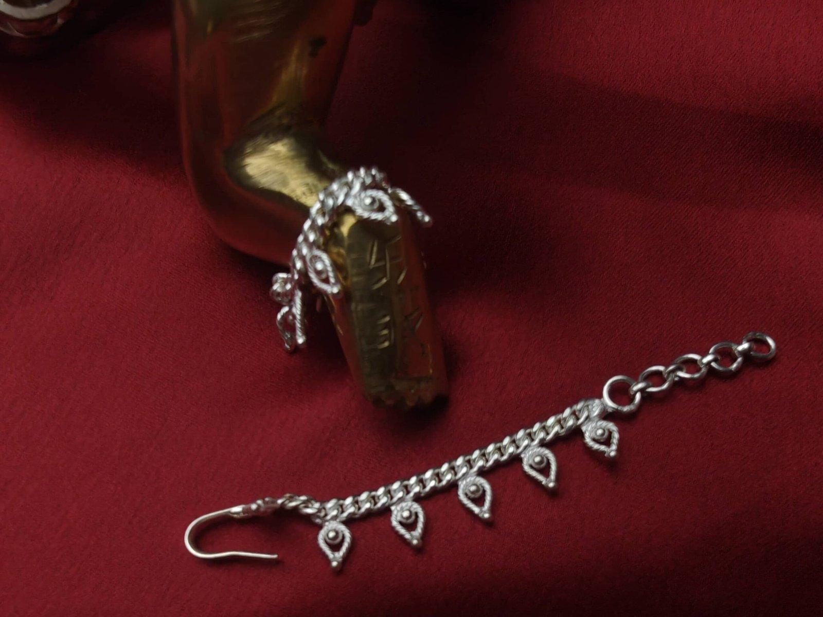 Rohini Paye l/ Anklet for Idol