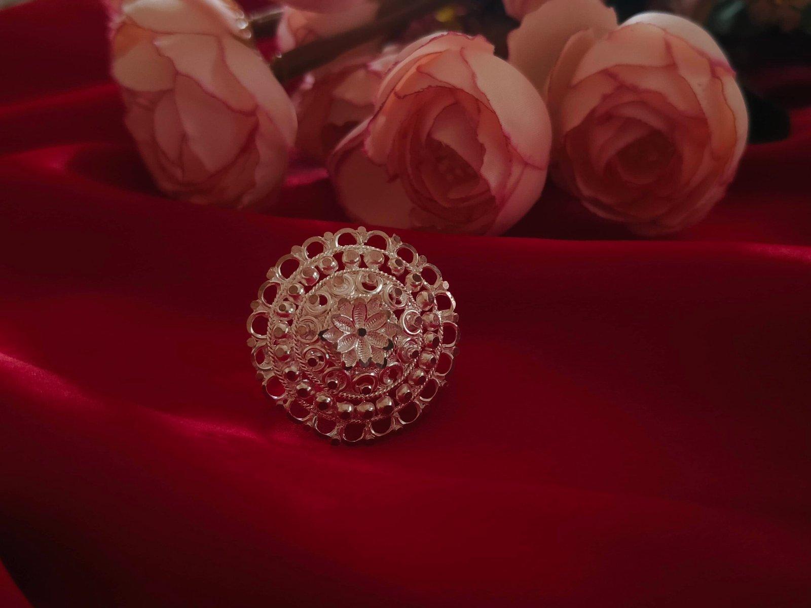 Rukmini Finger Ring view 3