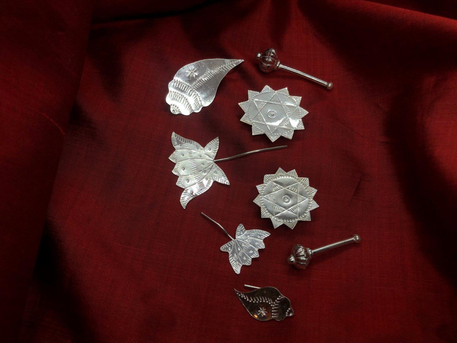 Sankh Chakra Gada Padma / Poddo / Weapon of Narayana / Vishnu view 2