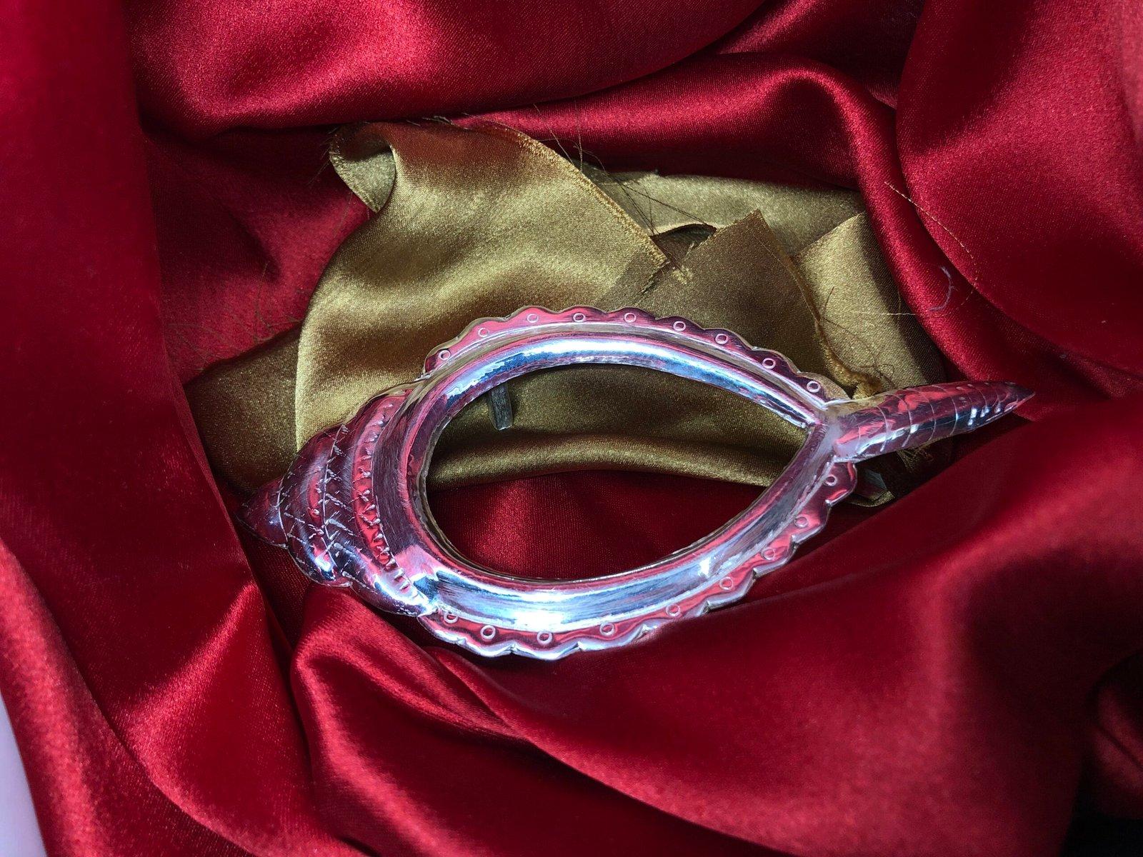 Shankh/Sankh Stand/Holder view 2