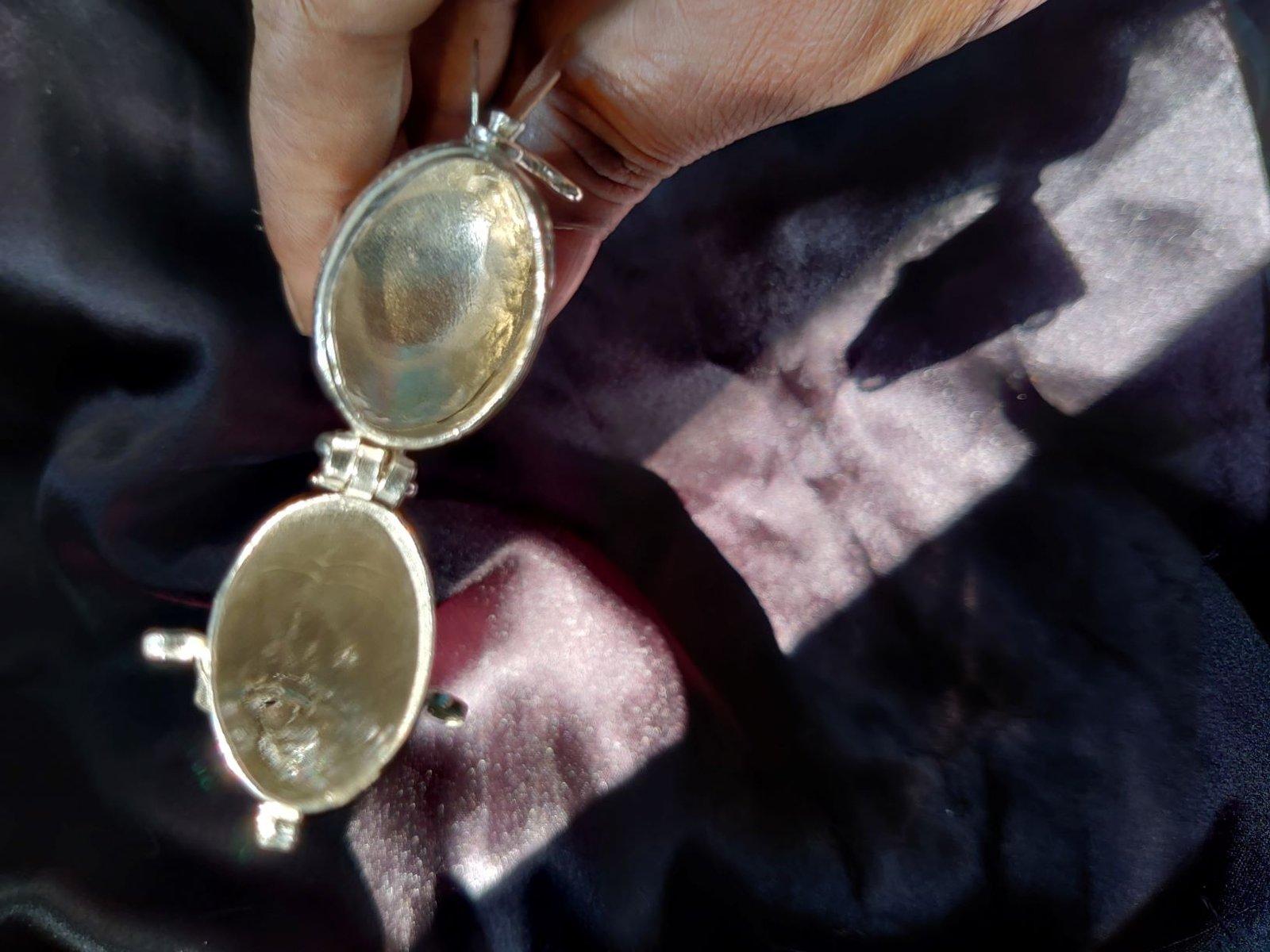 Silver Fish for Prosperity and Good Luck view 5