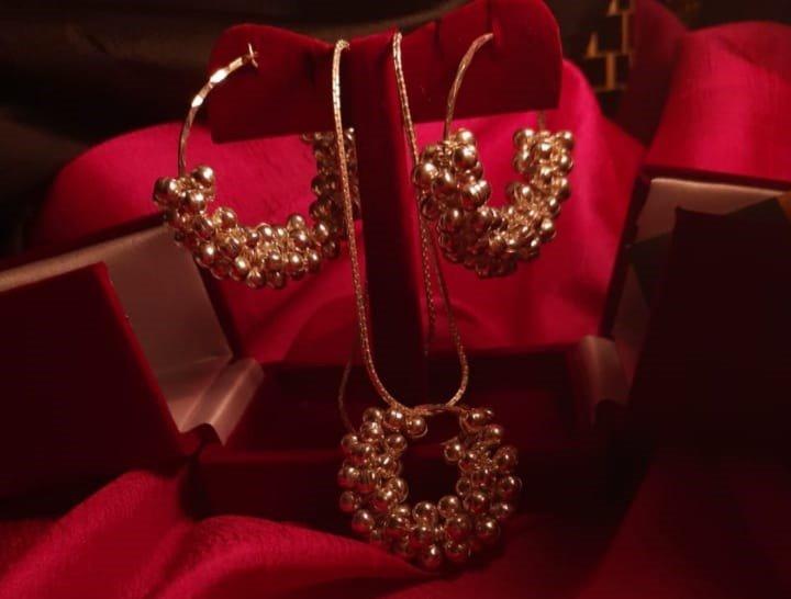 Simple yet stunning Ghoongroo Pendant Set view 4