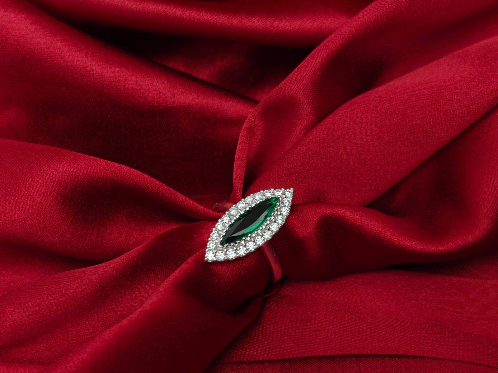 Finger ring Madhabilata view 3